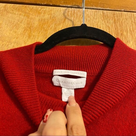 Charter Club 100% Cashmere Red Turtleneck Christmas Sweater - Picture 9 of 12